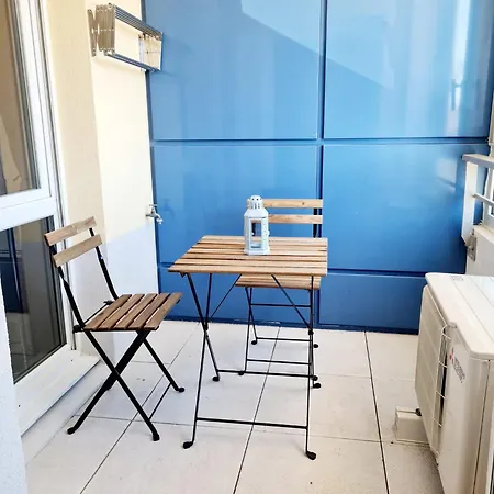 A La Avec Piscine *
